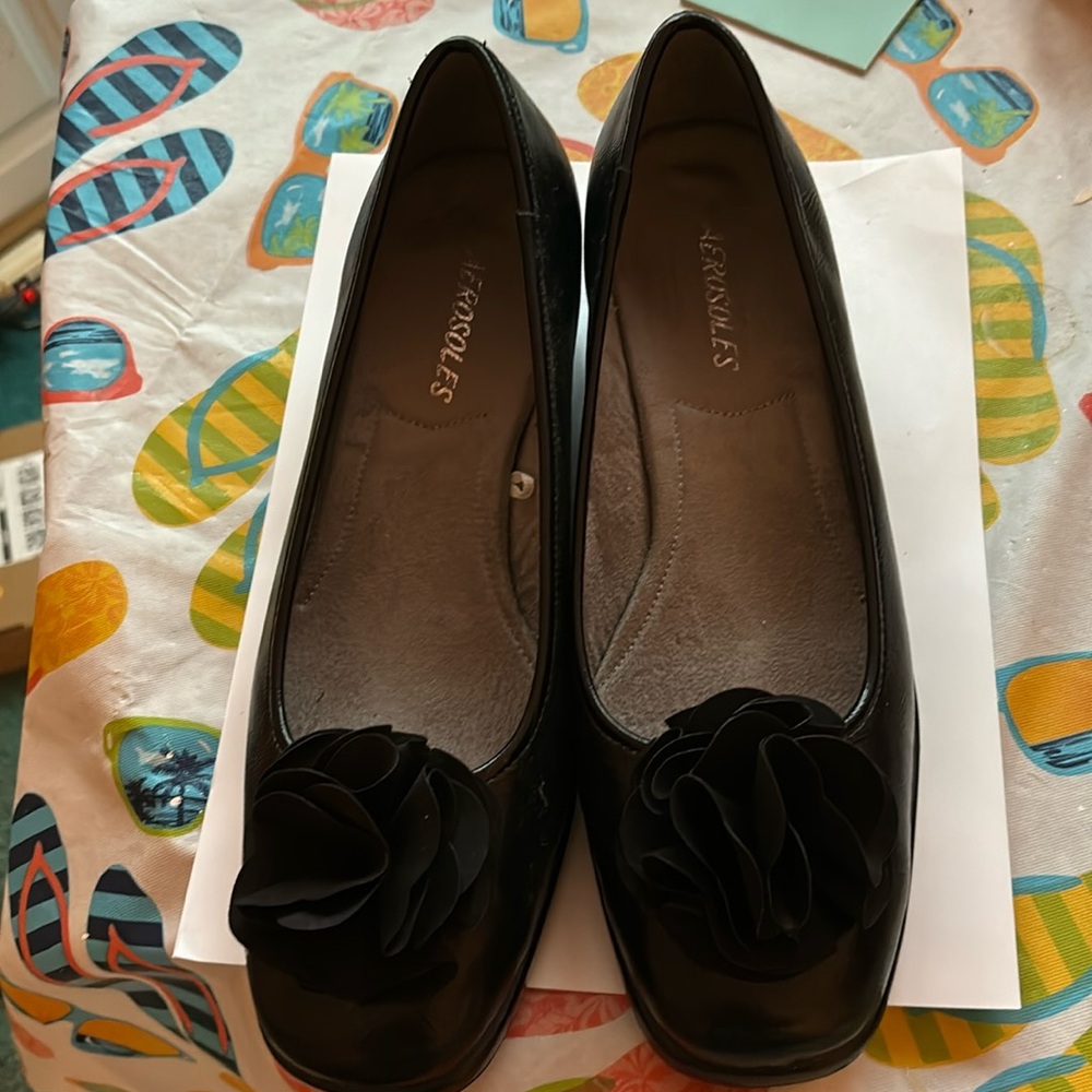 Ladies Size 9 1/2 Aerosoles Shoes